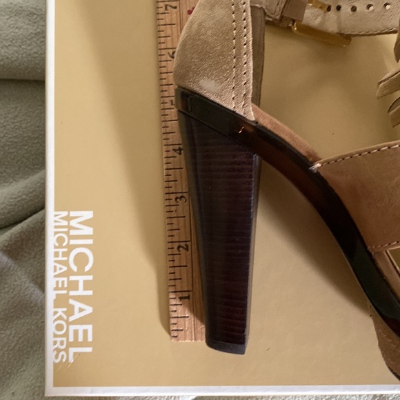 Michael Kors platform sandals - Picture 6 of 6